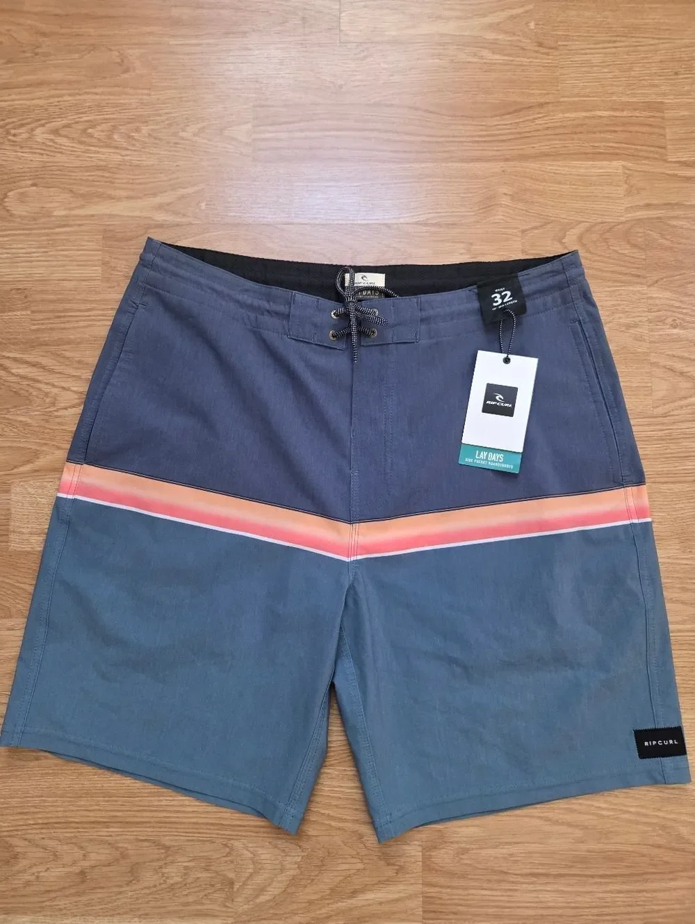 Rip Curl Rapture Layday Boardshorts Sz 32